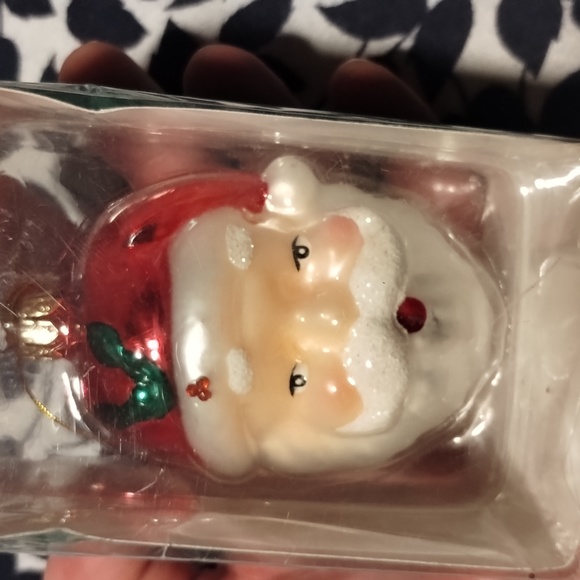 Kurt S. Adler Medallion Collection Santa Ornament - Picture 5 of 5